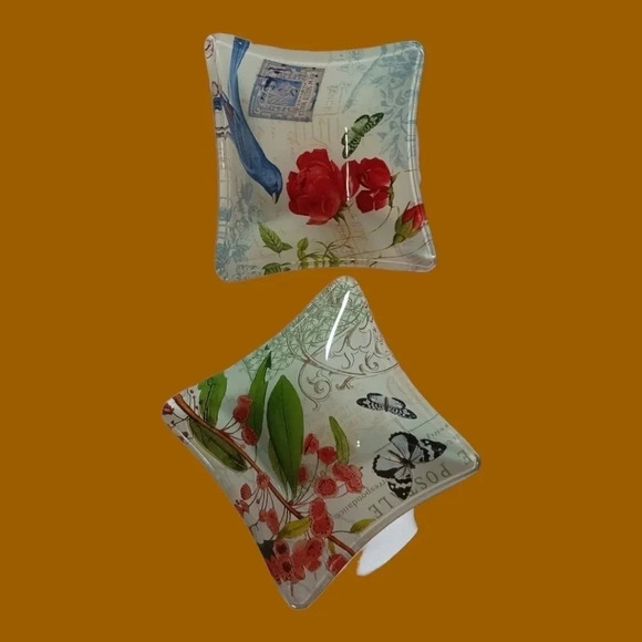 Set of 2 Paris floral bird & stamp s small glass bowl - Picture 4 of 7